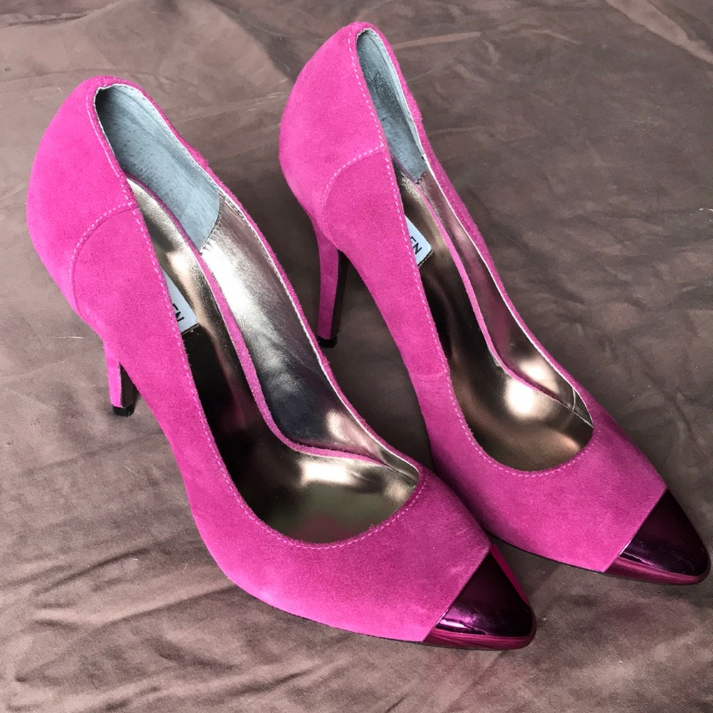 Fuchsia Steve Madden Leather Metallic Toe Heels
